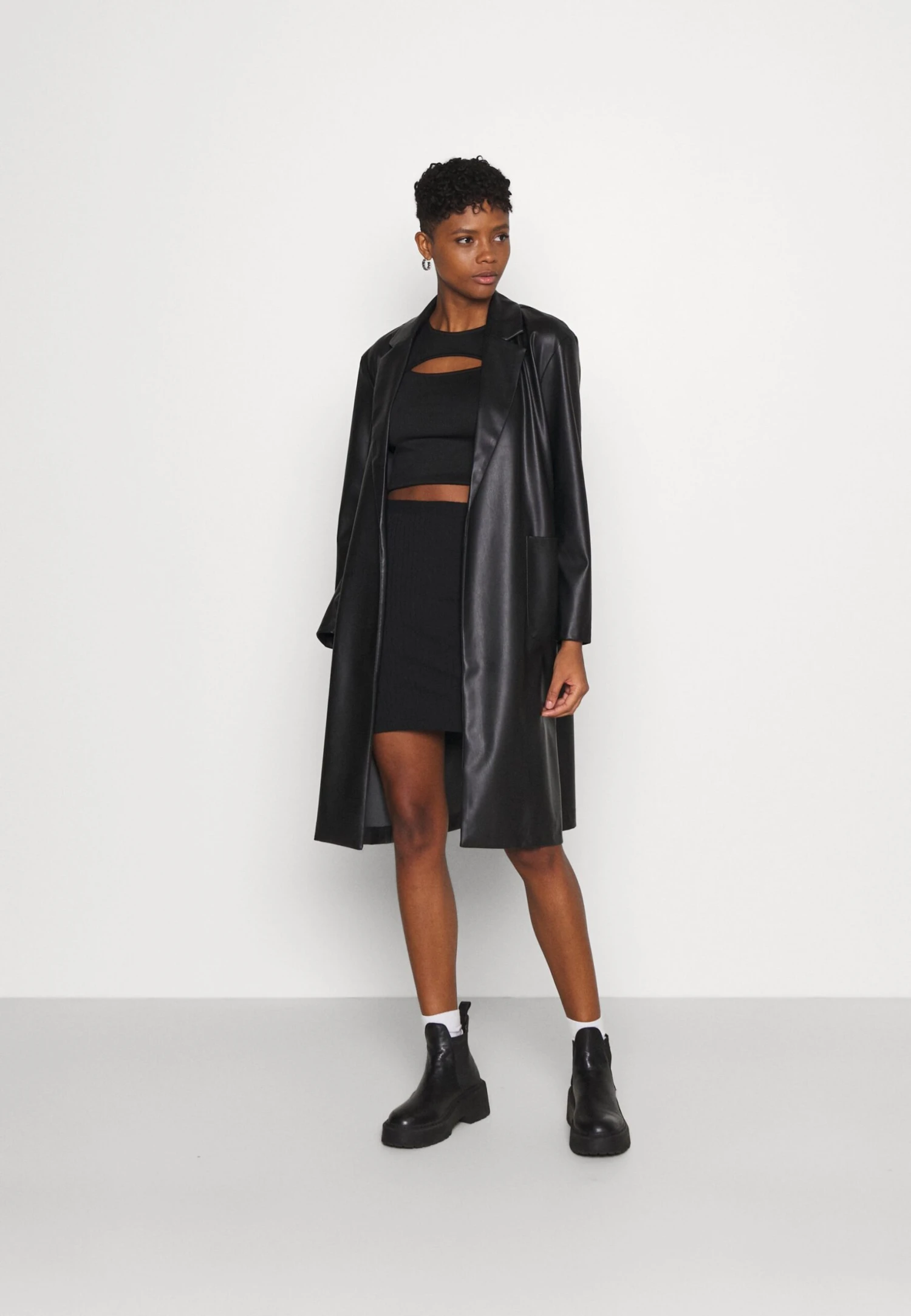 Even&Odd Basic Mini Ribbed Skirt - Kokerrok - Black - Afbeelding 2