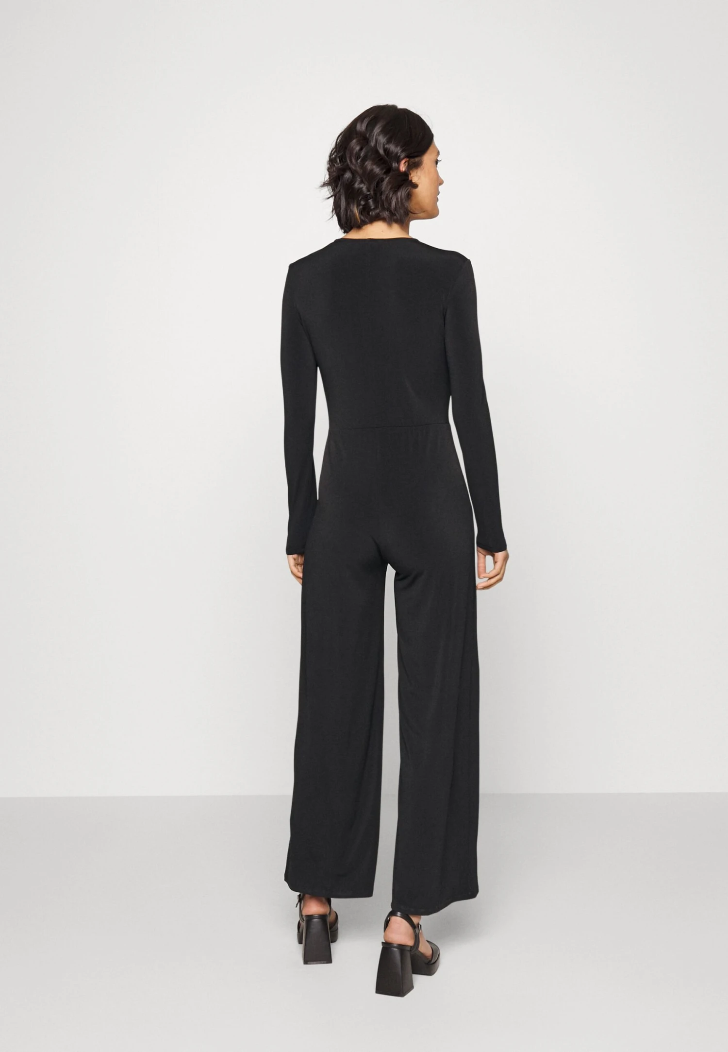 Even&Odd Jumpsuit - Black - Afbeelding 3