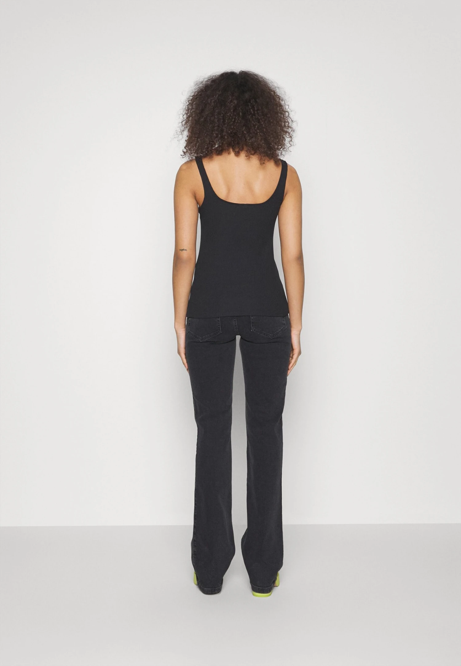 Flared Jeans - Black Denim - Afbeelding 3