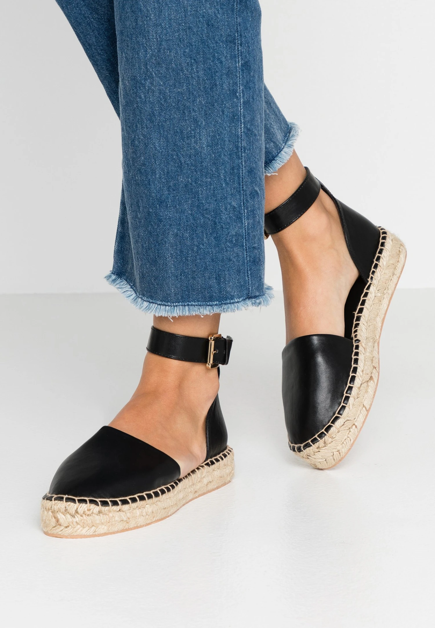 Even&Odd Espadrilles - Black